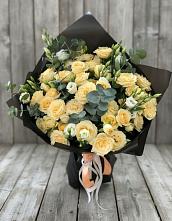 Букет цветов из:  Розы и Лизиантусы #REPLACE_PRED# Лёвинцы