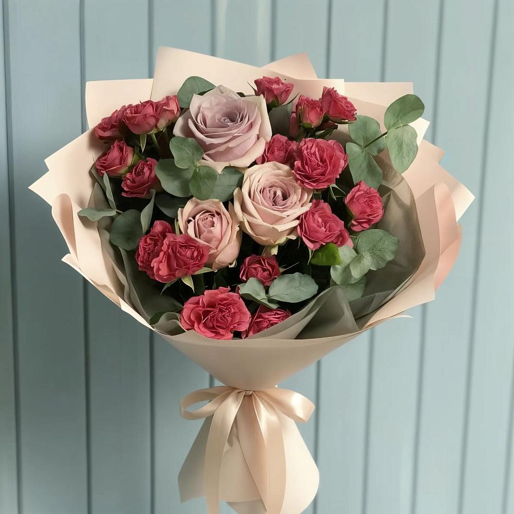 Букет цветов из: Гвоздики и Розы в Лёвинцы