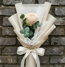 Букет цветов из:  Розы в Лёвинцы