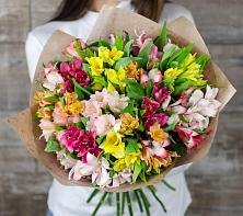 Букет цветов из:  Альстромерии #REPLACE_PRED# Лёвинцы