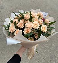 Букет Кремовые розы Латте в Лёвинцы