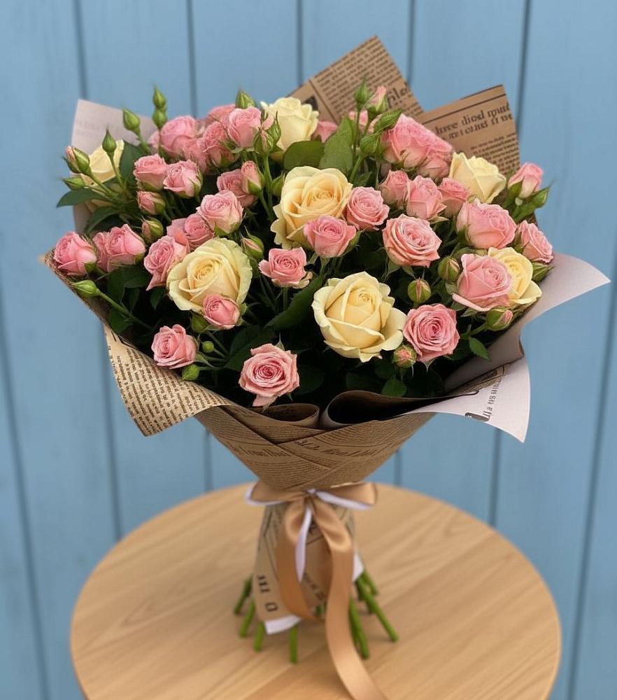 Букет цветов из: Розы в Лёвинцы