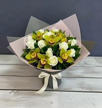 Букет цветов из:  Орхидеи и Розы в Лёвинцы