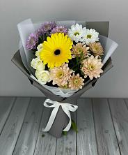 Букет цветов из:  Розы, Герберы и Хризантемы в Лёвинцы