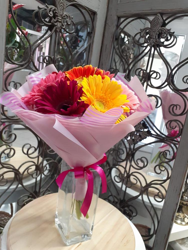 Букет цветов из: Герберы в Лёвинцы