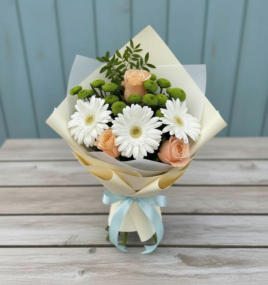 Букет цветов из: Герберы, Розы и Хризантемы в Лёвинцы