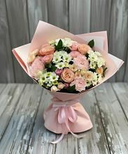 Букет цветов из:  Гвоздики, Розы и Хризантемы в Лёвинцы