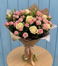 Букет цветов из:  Розы в Лёвинцы