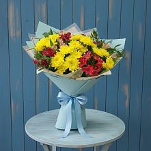 Букет цветов из:  Альстромерии и Хризантемы в Лёвинцы