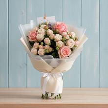 Букет цветов из:  Розы в Лёвинцы