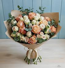 Букет цветов из:  Альстромерии и Розы в Лёвинцы
